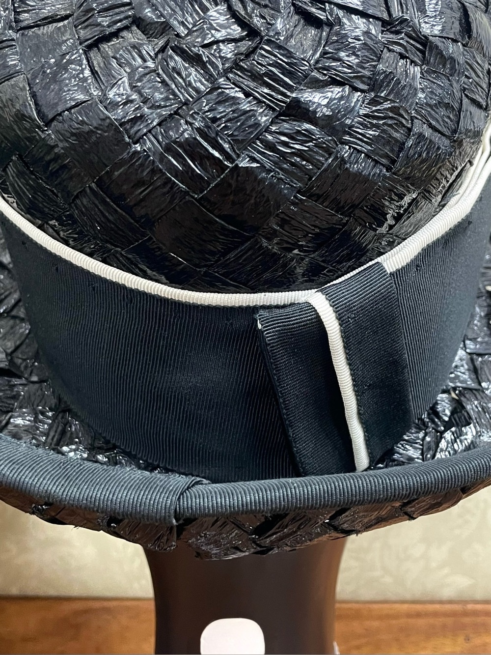 Vintage 1960s Black Cello Straw Basket Weave Rolled Brim Hat Mod Mid Century - Picture 8 of 9